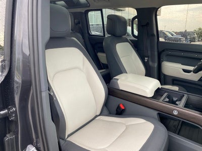 2024 Land Rover Defender 110 X-Dynamic SE