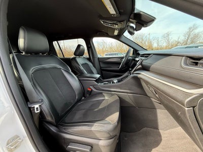 2024 Jeep Grand Cherokee L Altitude