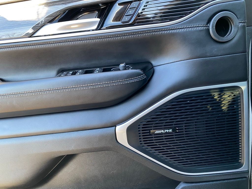 2022 Jeep Wagoneer Series II