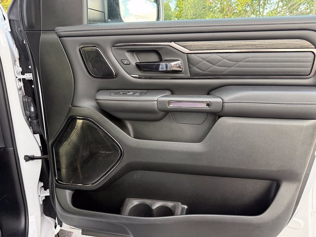 2026 RAM 1500 Limited LIKE NEW!