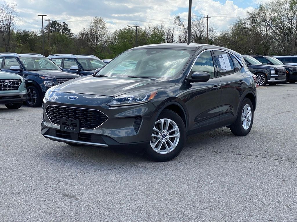 2020 Ford Escape SE