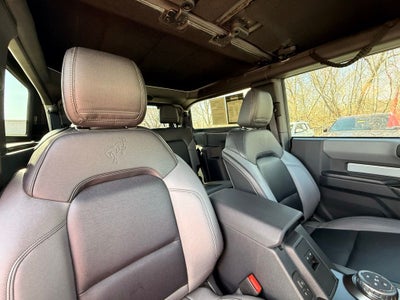 2024 Ford Bronco Black Diamond SASQUATCH PKG