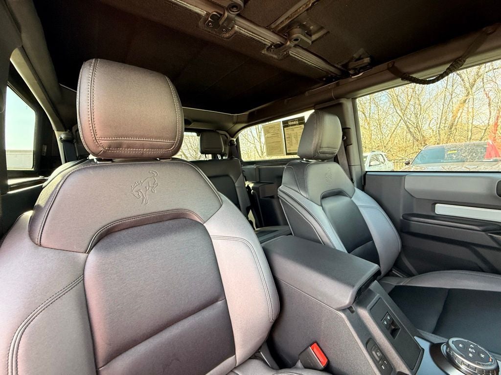 2024 Ford Bronco Black Diamond SASQUATCH PKG