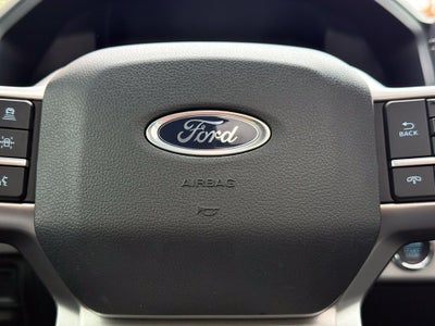 2024 Ford Expedition Max XLT - 4WD / PANORAMIC SUNROOF / ONE OWNER