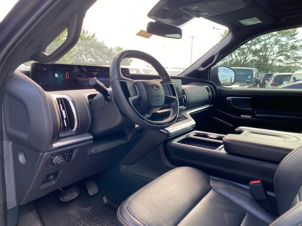 2025 Ford Expedition Tremor ONE OWNER CLEAN CARFAX