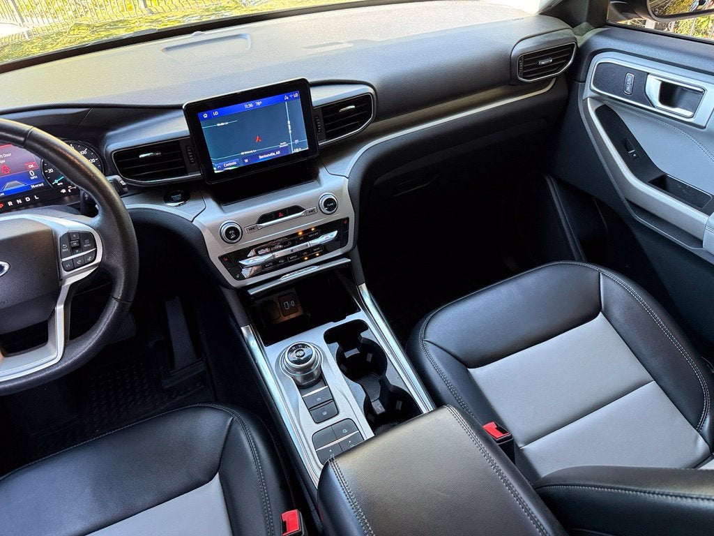 2022 Ford Explorer XLT - PANORAMIC SUNROOF / CLEAN CARFAX