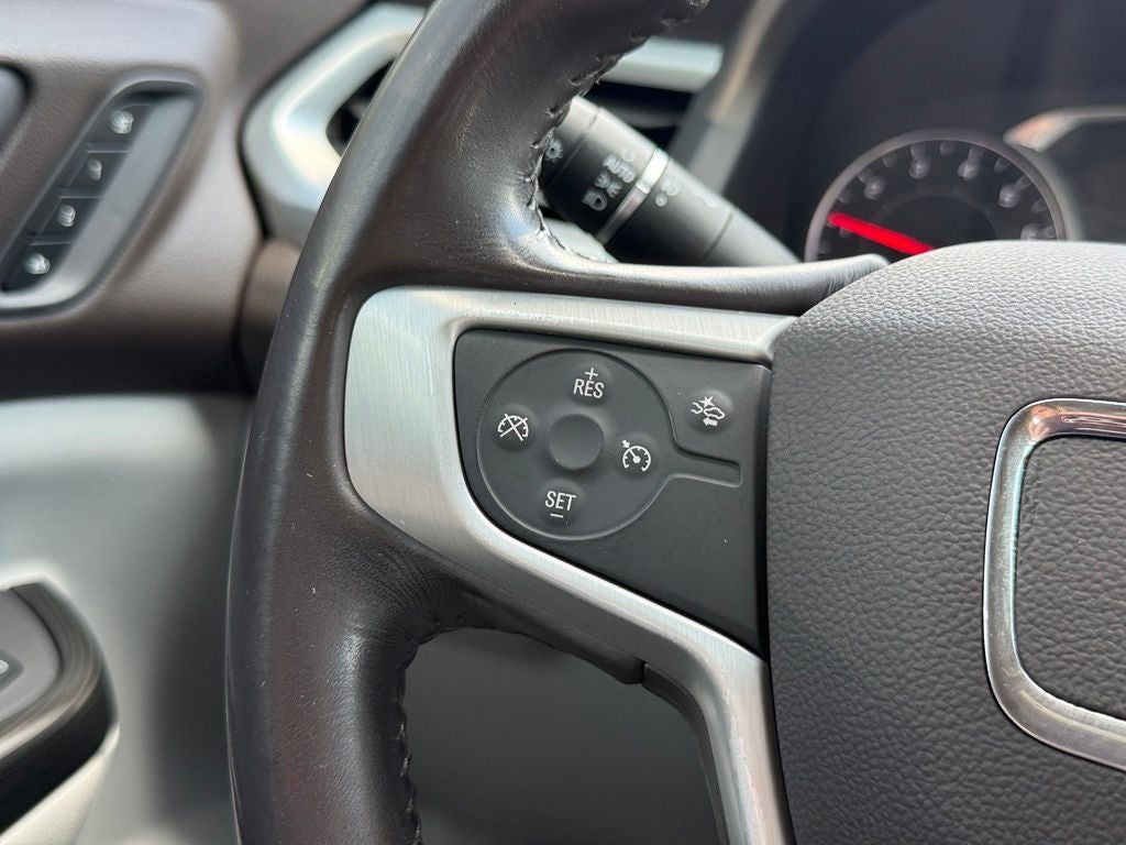 2021 GMC Acadia SLT