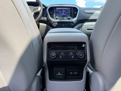 2021 GMC Acadia SLT
