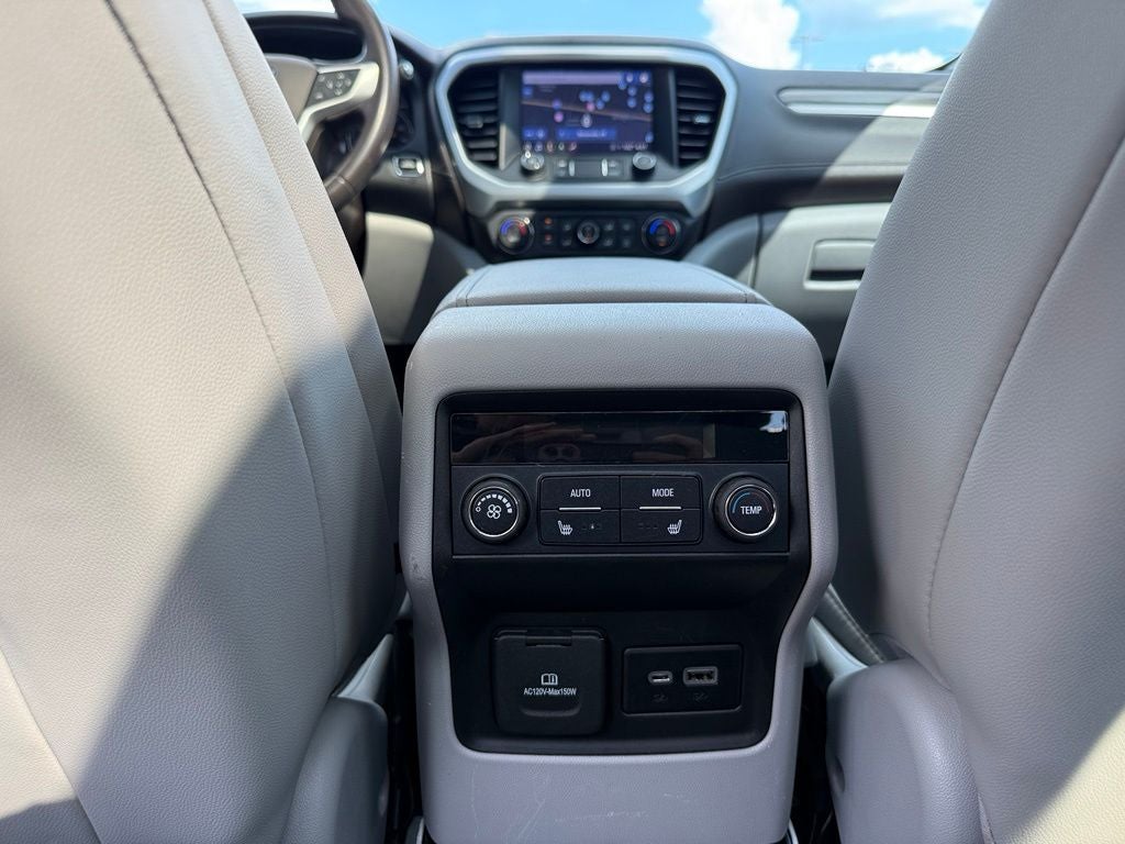 2021 GMC Acadia SLT