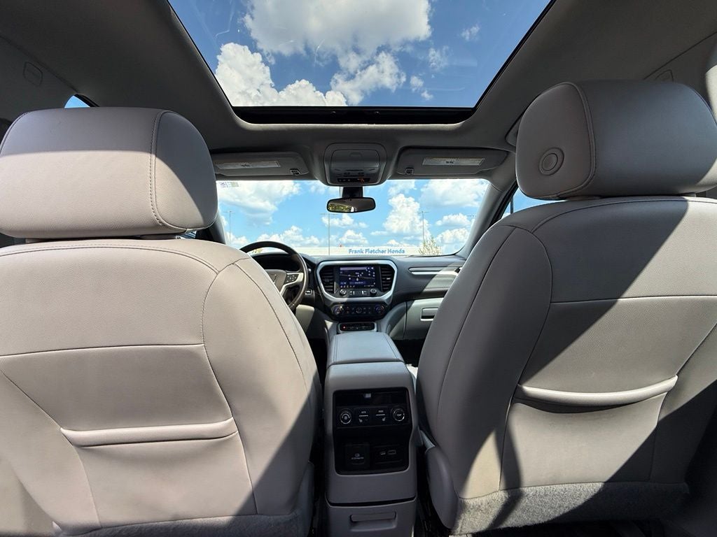 2021 GMC Acadia SLT