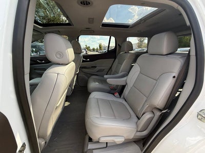 2021 GMC Acadia SLT