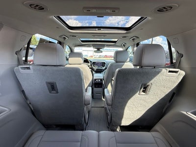 2021 GMC Acadia SLT