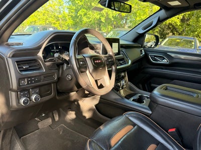 2023 GMC Yukon AT4