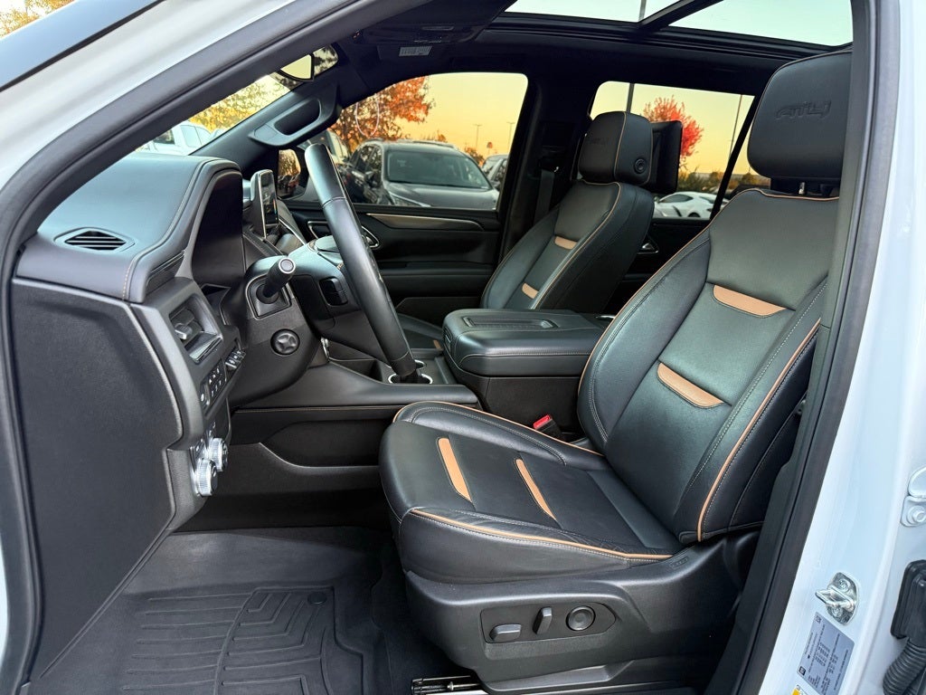 2024 GMC Yukon AT4 3RD ROW / BOSE / 1-OWNER CARFAX