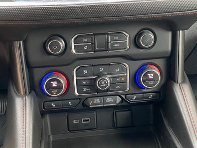 2022 Chevrolet Tahoe RST 4x4 / PANO ROOF / 1-OWNER CARFAX