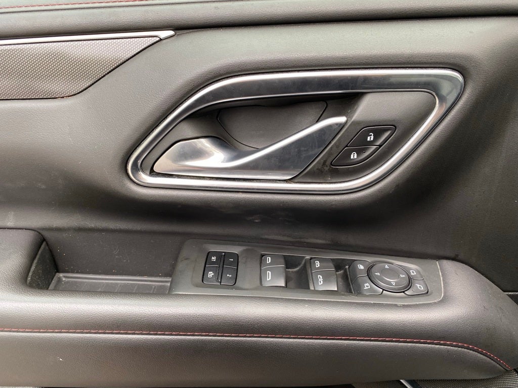 2022 Chevrolet Tahoe RST 4x4 / PANO ROOF / 1-OWNER CARFAX