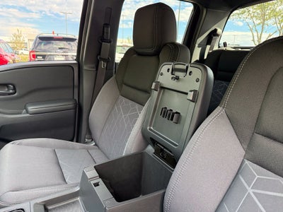 2026 Nissan Frontier SV - 4WD / CLEAN CARFAX / ONE OWNER