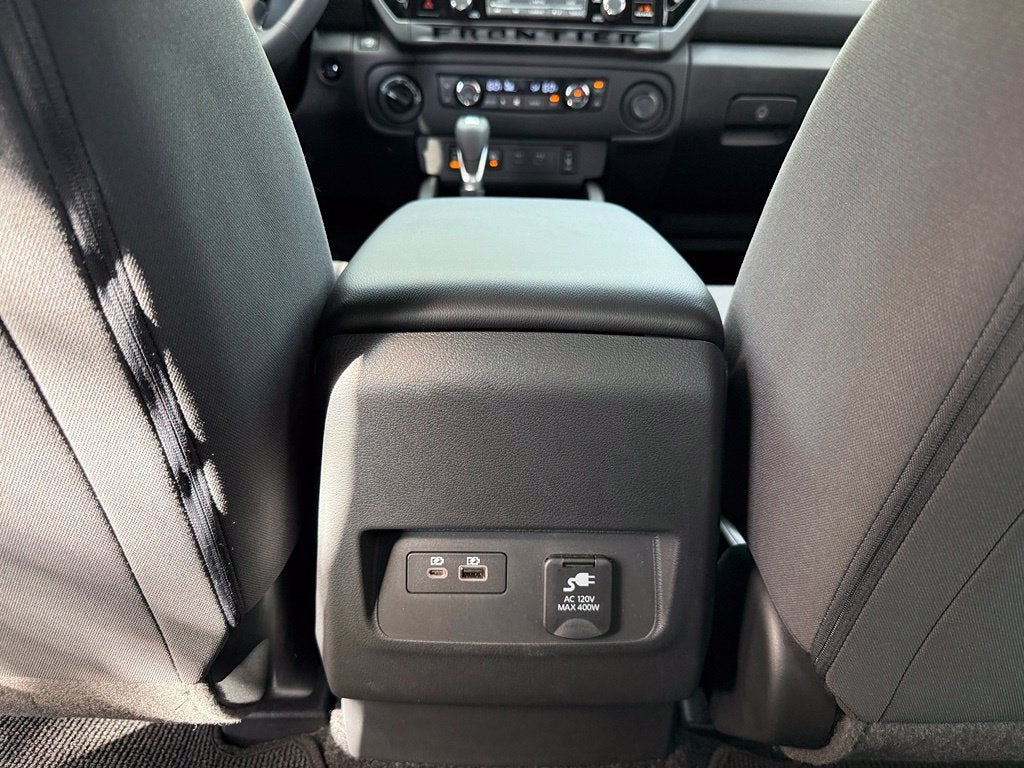 2026 Nissan Frontier SV - 4WD / CLEAN CARFAX / ONE OWNER