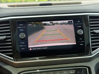 2022 Volkswagen Atlas 3.6L V6 SE w/Technology