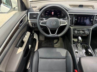 2022 Volkswagen Atlas 3.6L V6 SE w/Technology