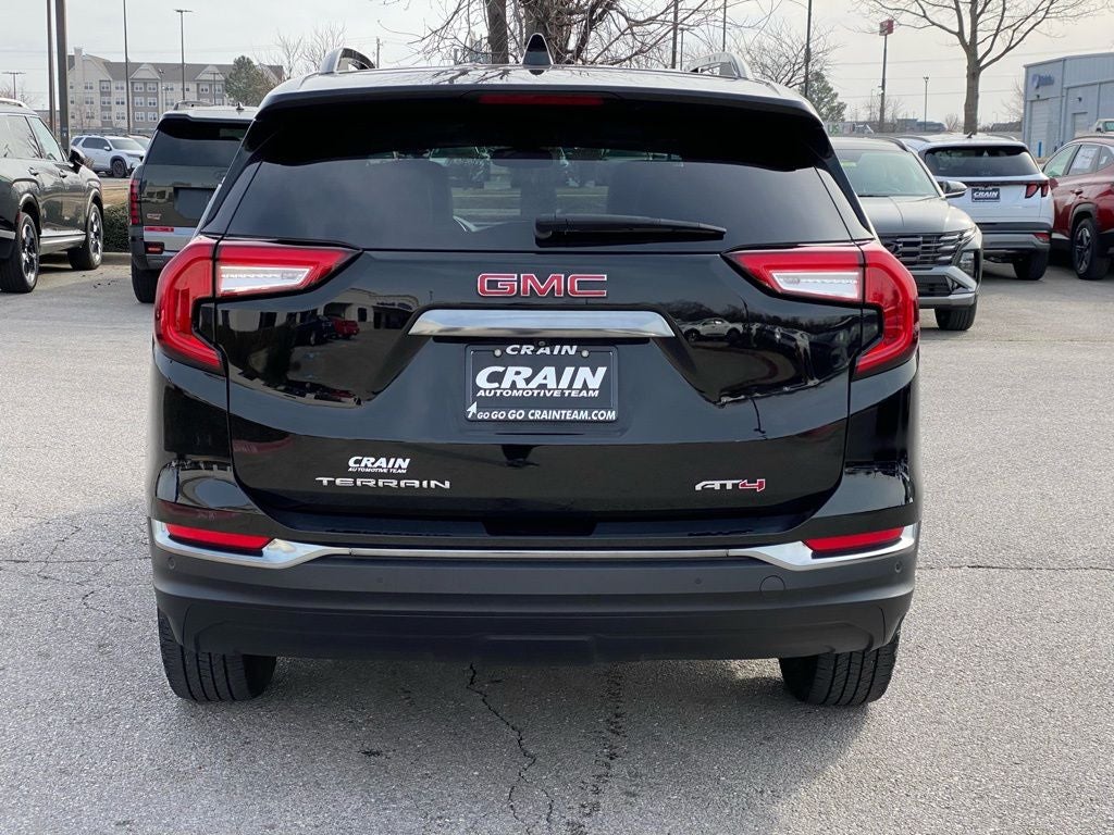 2022 GMC Terrain AT4