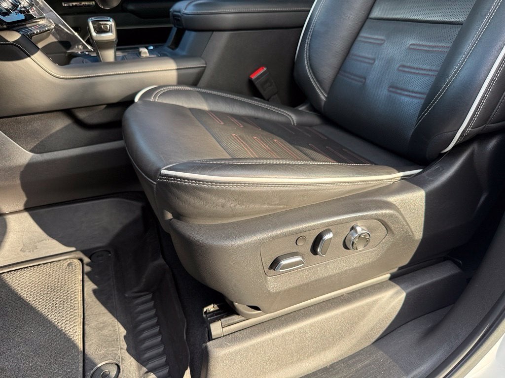 2025 GMC Sierra 1500 AT4X - 4WD / SUNROOF / CLEAN CARFAX
