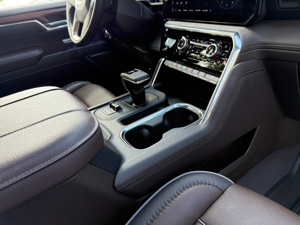 2023 GMC Sierra 1500 Denali V8 / 4x4 / 1-OWNER CLEAN CARFAX