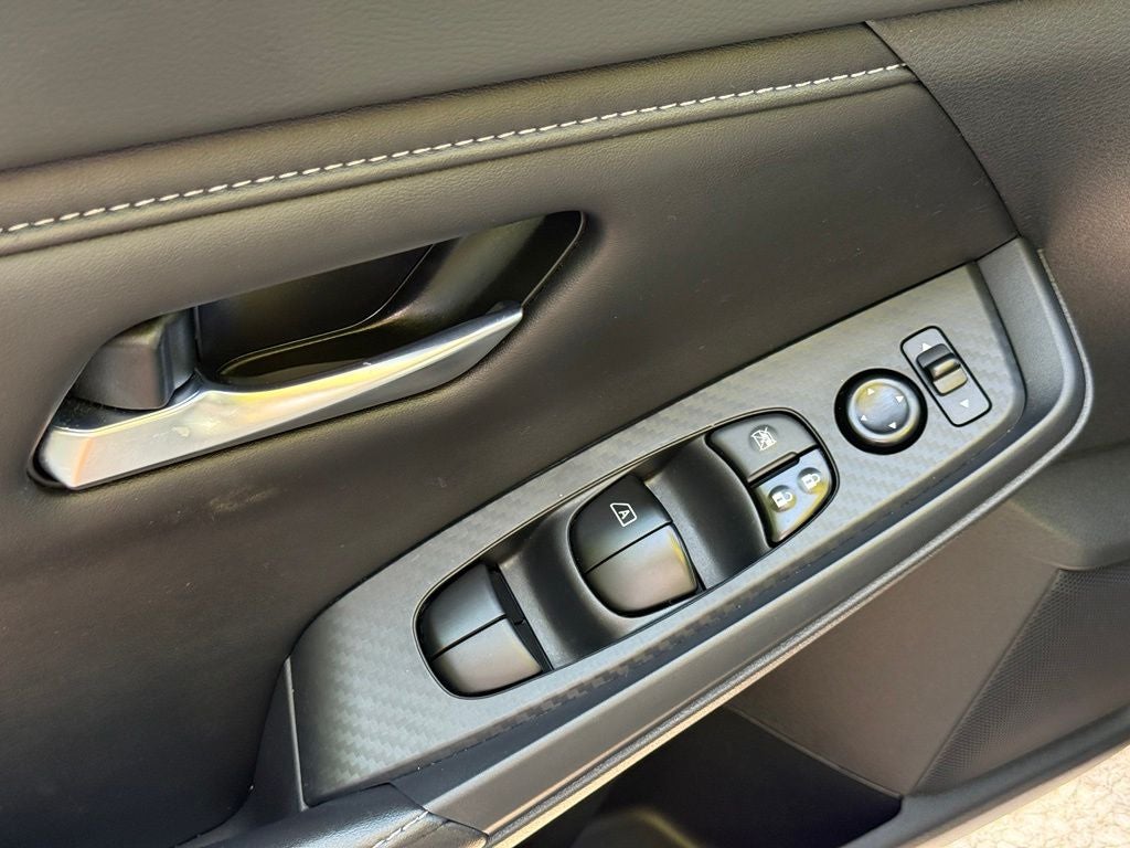 2022 Nissan Sentra S Illuminated entry