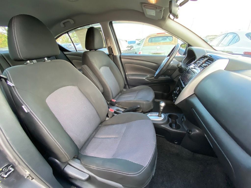 2019 Nissan Versa 1.6 SV