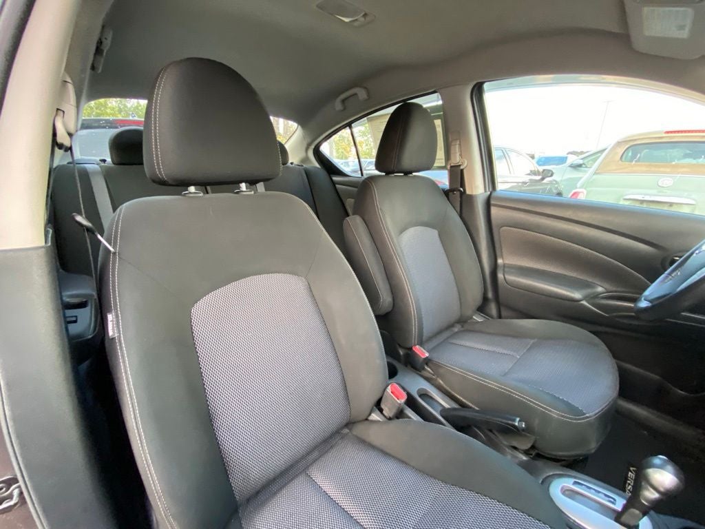 2019 Nissan Versa 1.6 SV