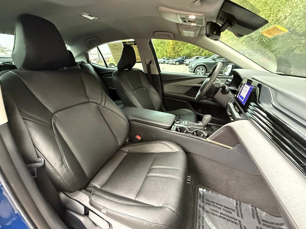 2025 Toyota Camry LE - CARFAX ONE OWNER
