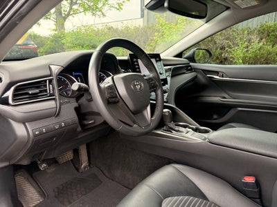 2022 Toyota Camry SE 1 OWNER / CLEAN CARFAX