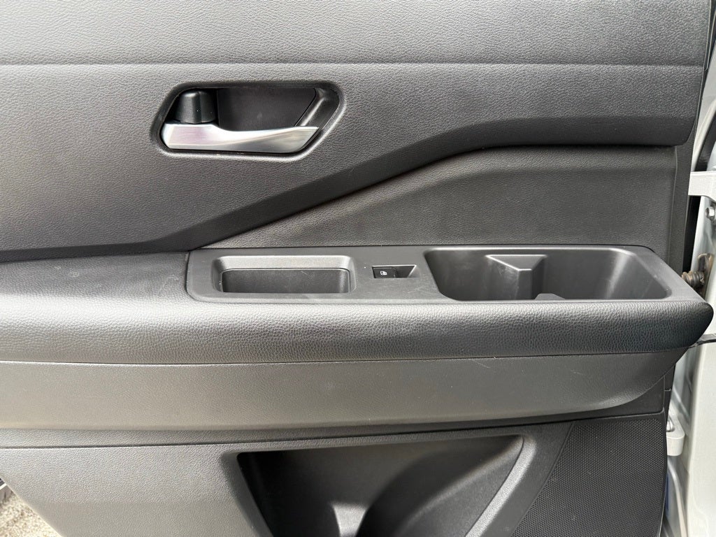 2022 Nissan Pathfinder SV 3 ROW SUV