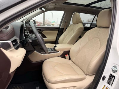 2022 Toyota Highlander Platinum