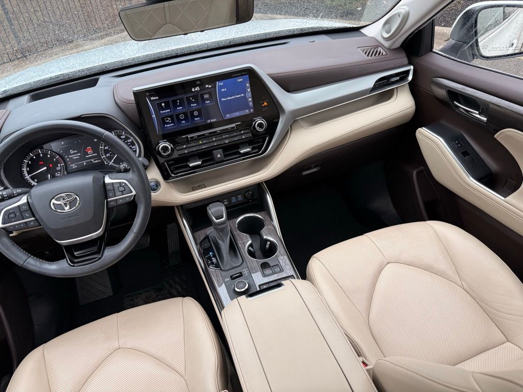 2022 Toyota Highlander Platinum