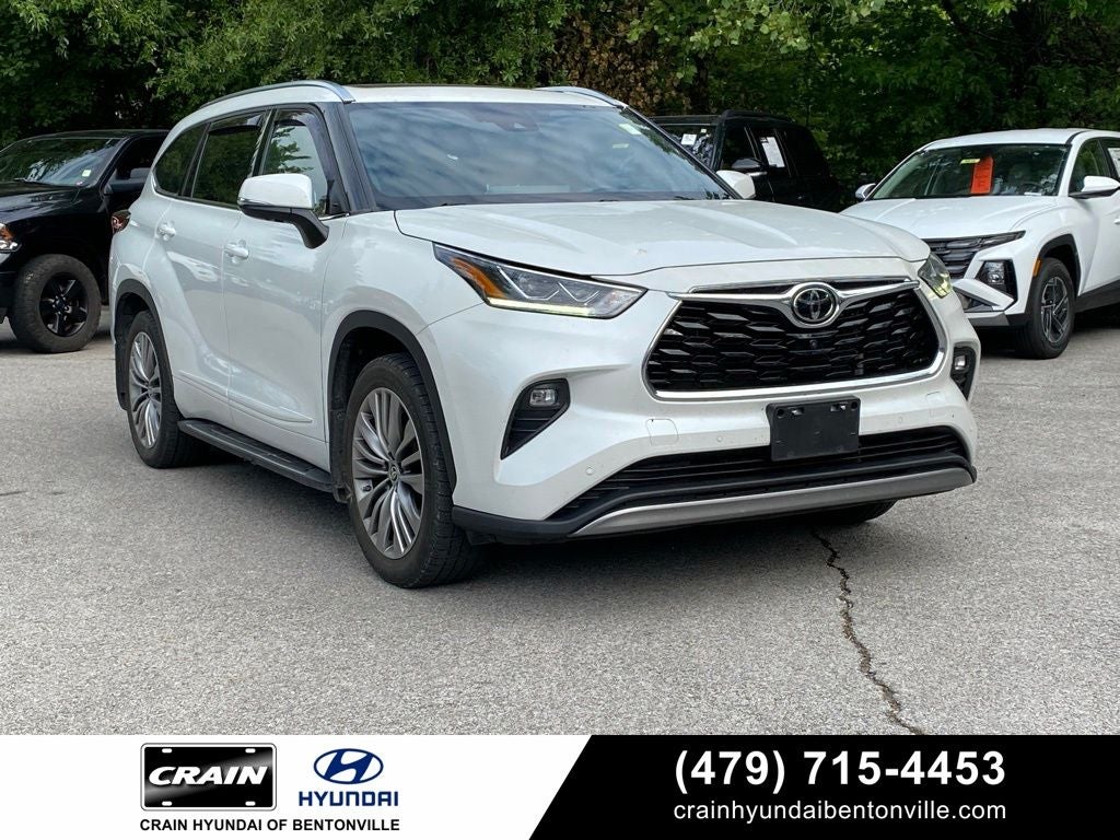 2022 Toyota Highlander Platinum