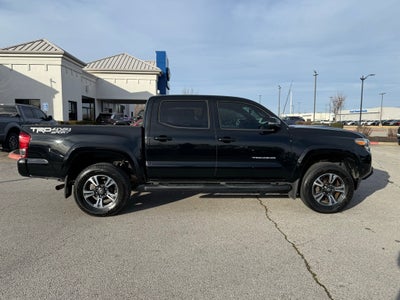 2016 Toyota Tacoma TRD Sport V6 / NAVIGATION