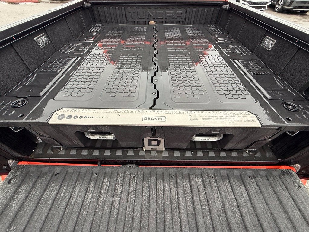 2023 Toyota Tundra Hybrid TRD Pro - 4WD / PANORAMIC SUNROOF / CLEAN CARFAX
