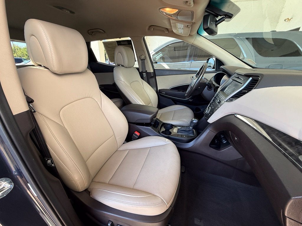 2017 Hyundai Santa Fe Sport 2.4 Base - LEATHER / CLEAN CARFAX / ONE OWNER
