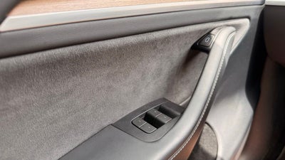 2024 Tesla Model Y Long Range CLEAN CARFAX