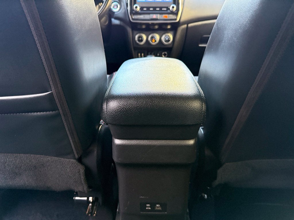 2022 Mitsubishi Outlander Sport 2.0 SE - 4WD / CLEAN CARFAX