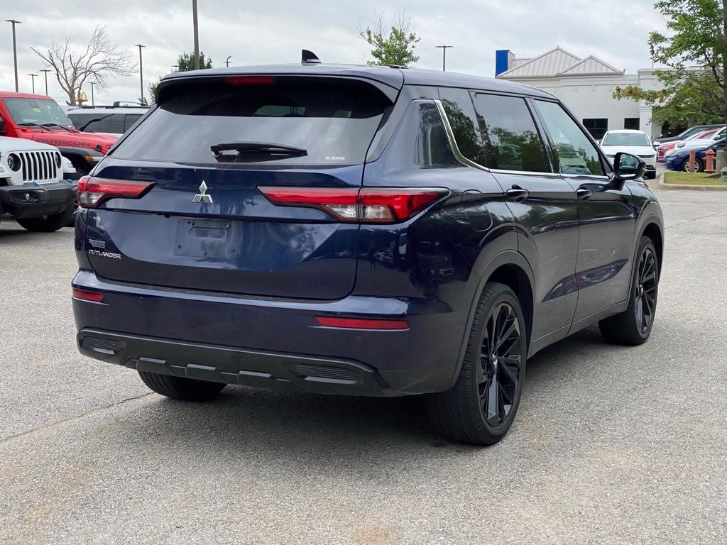 2022 Mitsubishi Outlander SE