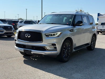 2022 INFINITI QX80 Premium Select