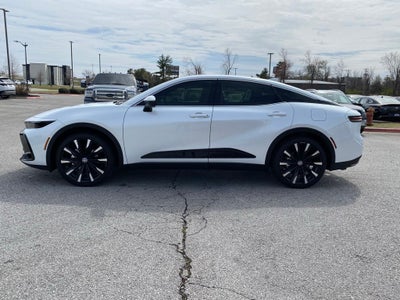 2025 Toyota Crown Platinum