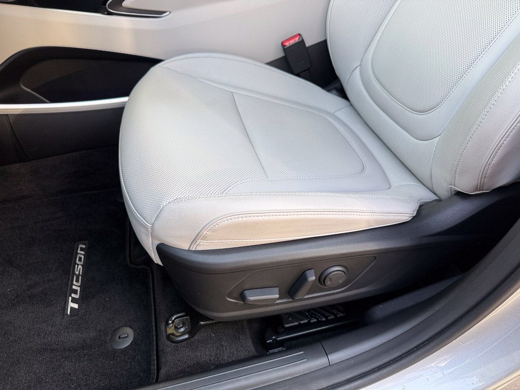 2024 Hyundai Tucson Hybrid Limited - AWD / CLEAN CARFAX / PANORAMIC SUNROOF