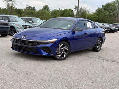 2025 Hyundai Elantra SEL Sport
