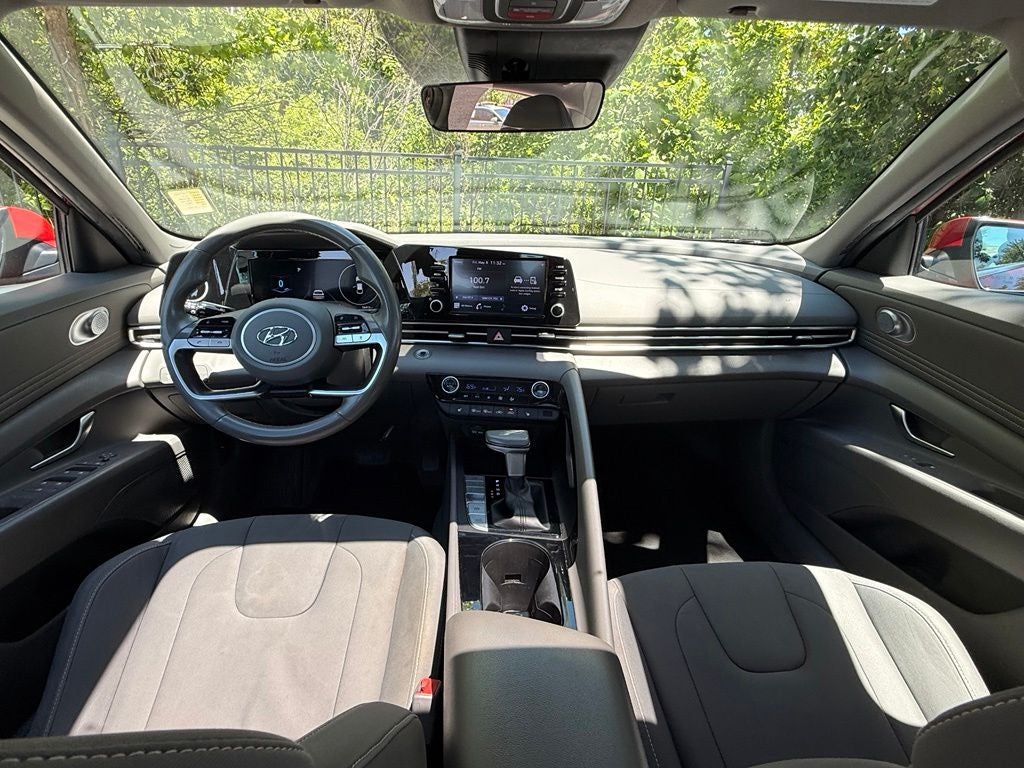 2022 Hyundai Elantra SEL