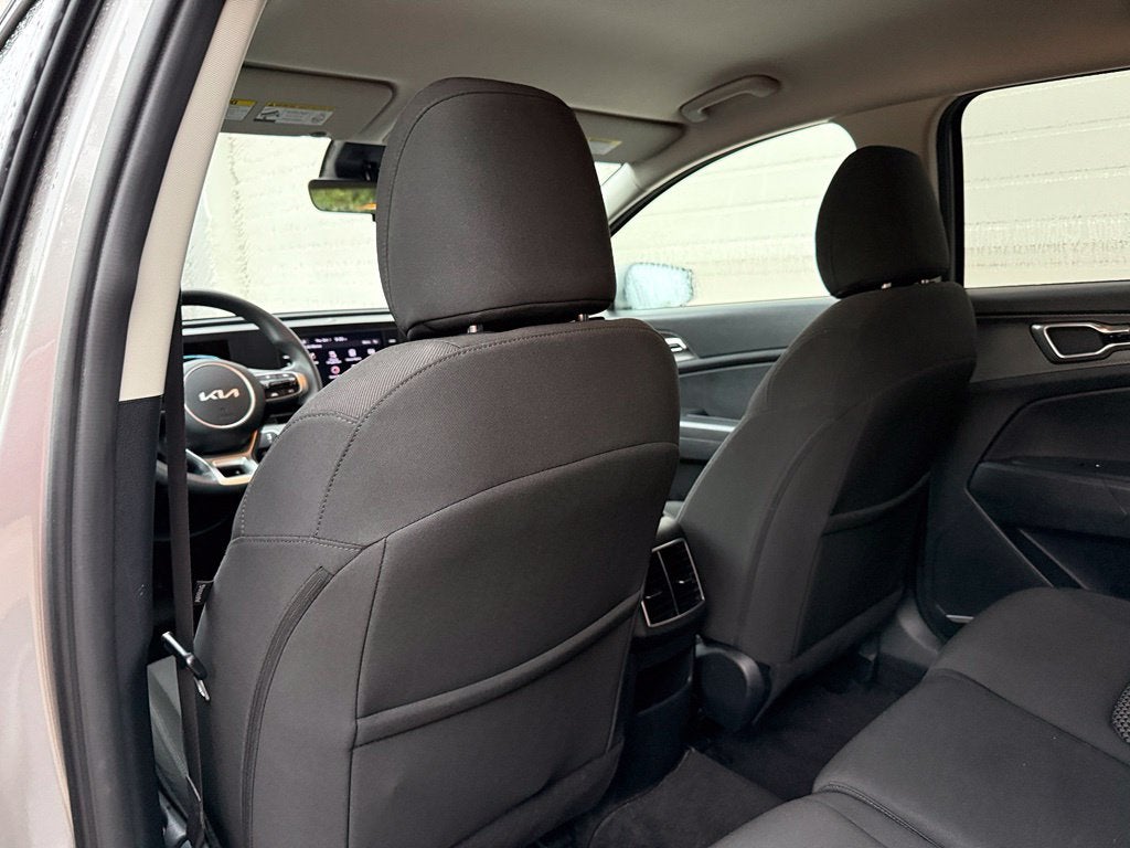 2025 Kia Sportage LX - CLEAN CARFAX / ONE OWNER