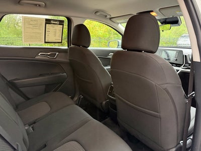 2025 Kia Sportage LX - CLEAN CARFAX / ONE OWNER
