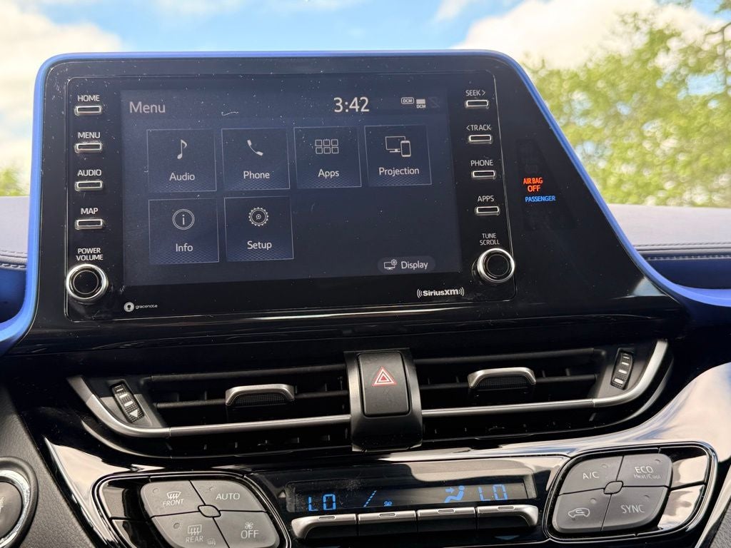 2021 Toyota C-HR XLE POWER LIFTGATE